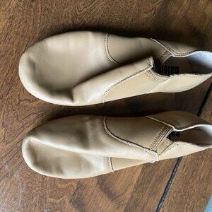 NWOT Balera Slip on Jazz Shoe - kids 3